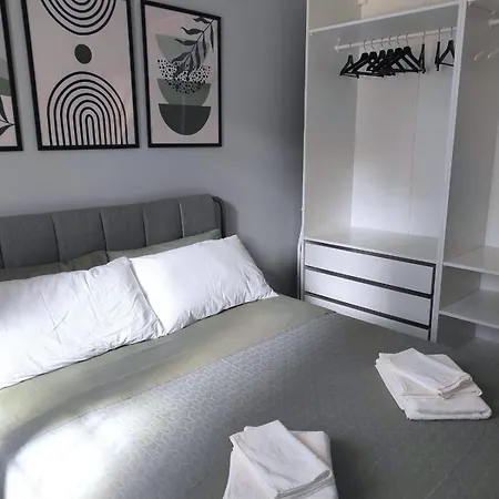 Colli Apartment *